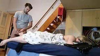 Play Pervert stepson jerking off to his stepmother's feet secretly hd