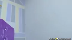 play 丰满的拉丁女人无法获得足够的鸡巴